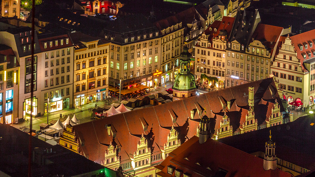 Blick auf den Markt und altes Rathaus